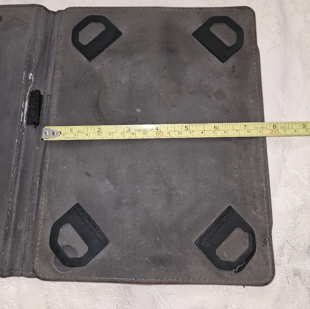 ⚠️Free bundle item- tablet case cover with stand